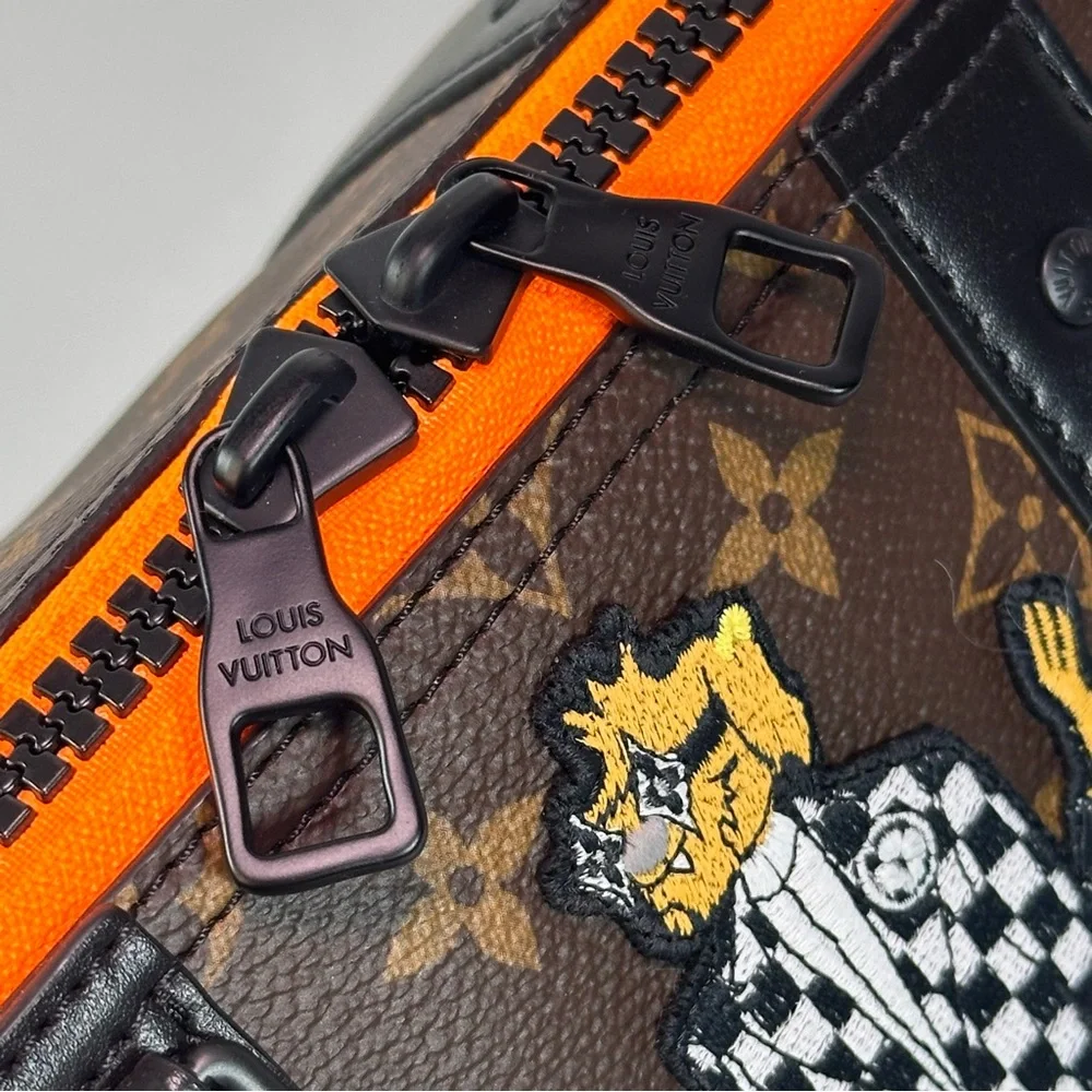 Louis Vuitton Monogram City Keepall Friends - Picture 8 of 15